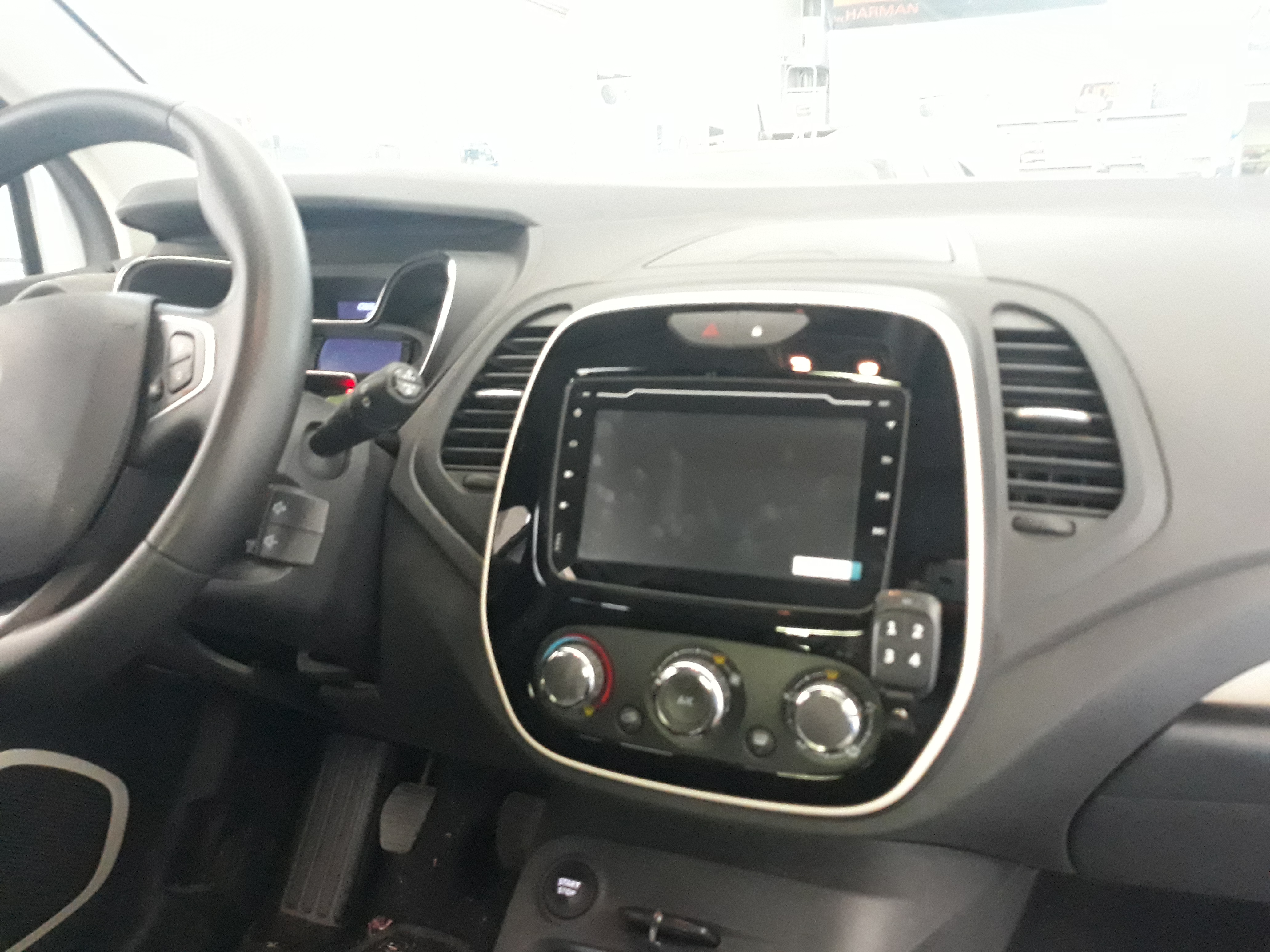 Renault Captur - Installazione 3